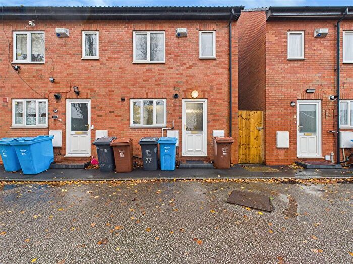 4 Bedroom Town House For Sale In Ash Grove, Beverley Road, Hull, HU5