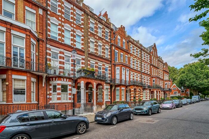 4 Bedroom Flat To Rent In Bramham Gardens, Earl's Court, SW5