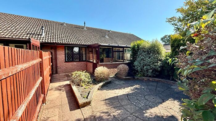 2 Bedroom Bungalow For Sale In Laurel Close, Hordle, Lymington, SO41