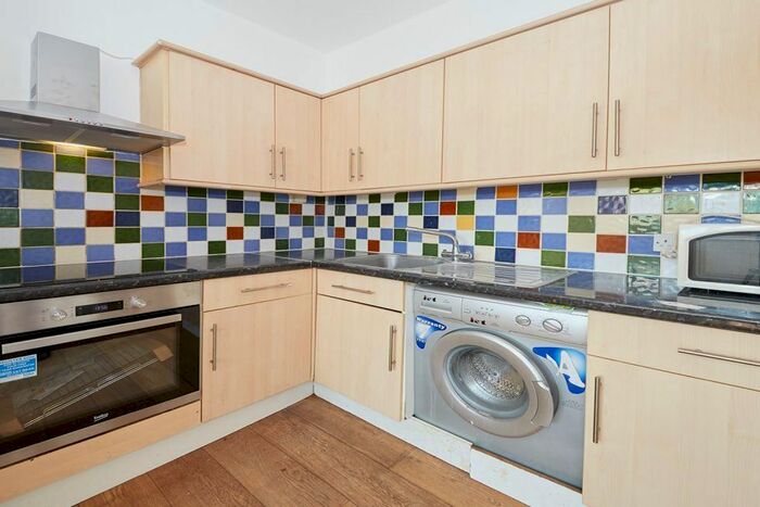 2 Bedroom Flat To Rent In Anson Road, London, NW2