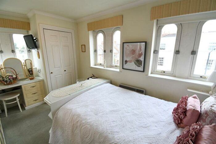 2 Bedroom Duplex For Sale In Regent Street, Leamington Spa, CV32