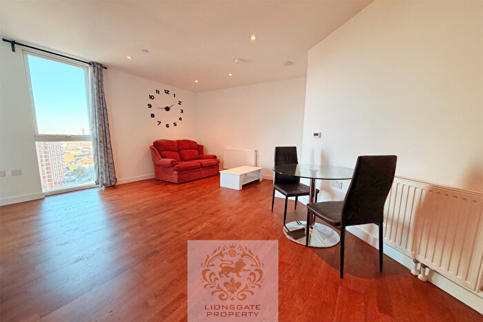 1 Bedroom Apartment To Rent In Discovery Tower, Canning Town, London, E16
