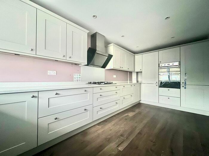 4 Bedroom Detached House For Sale In Rangewood Road, South Normanton