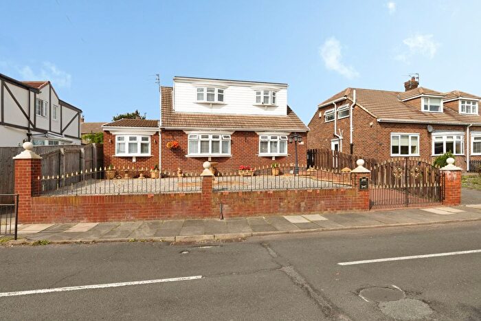 3 Bedroom Detached Bungalow For Sale In Wavendon Crescent, Sunderland, SR4