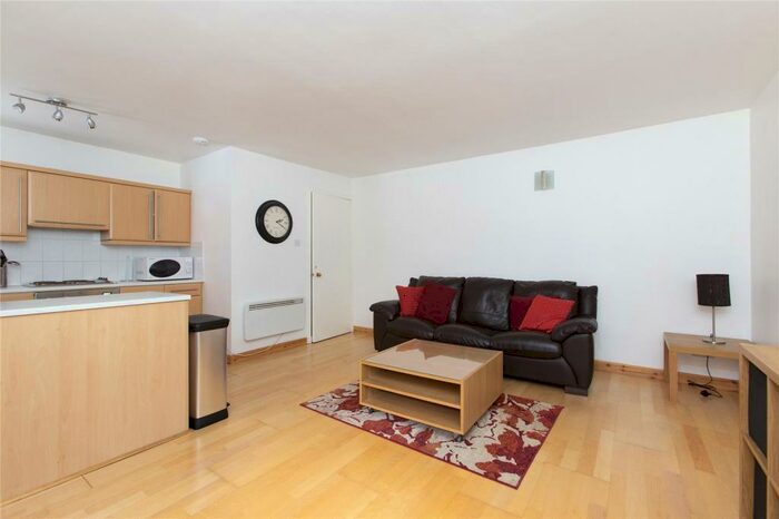 1 Bedroom Apartment To Rent In St Stephen Street, Stockbridge, Edinburgh, EH3