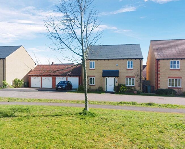 4 Bedroom Detached House To Rent In Bramley Close, Abingdon, Oxfordshire, OX13