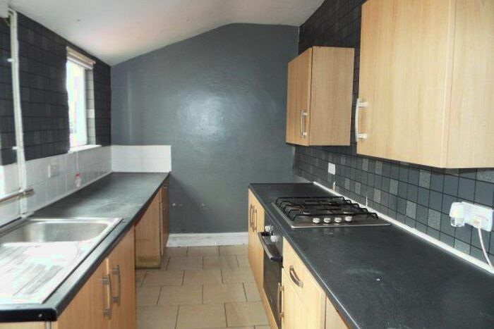 3 Bedroom Terraced House To Rent In Harcourt Street, Nottingham, NG17