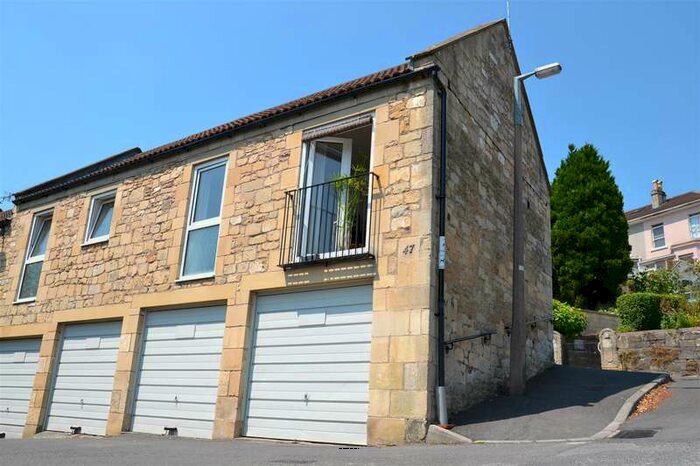 2 Bedroom Block Of Apartments To Rent In Upper East Hayes, Bath, BA1