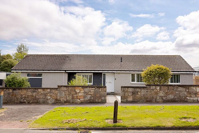4 Bedroom Bungalow For Sale In Glamis Avenue, Glenrothes, KY7