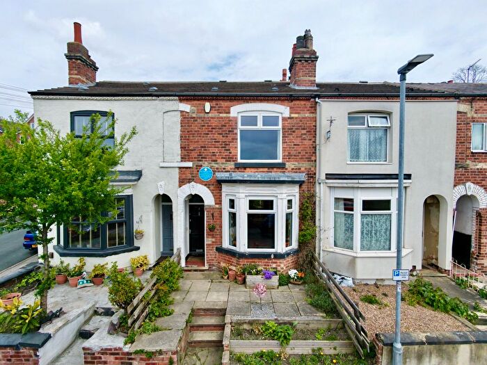 2 Bedroom Terraced House For Sale In Belgrave Terrace, Wakefield, West Yorkshire, WF1