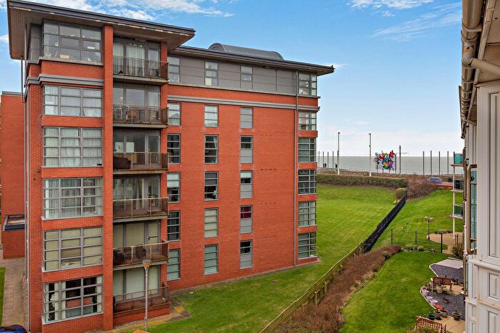 2 Bedroom Property For Sale In Queens Promenade, Bispham, Blackpool, FY2