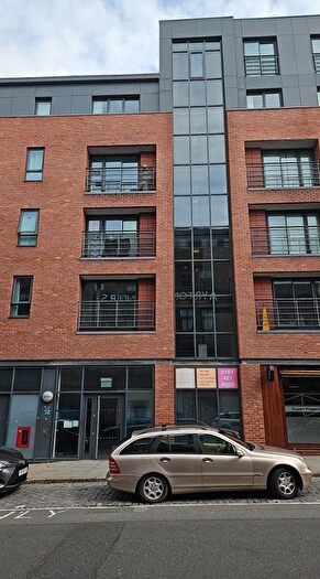 2 Bedroom Apartment To Rent In Portside House, Duke Street, L1