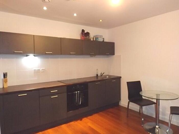 1 Bedroom Apartment To Rent In , Upper Allen Street, S3