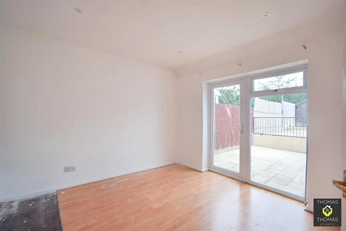 2 Bedroom Semi-Detached Bungalow For Sale In Oxstalls Drive, Longlevens, Gloucester, GL2