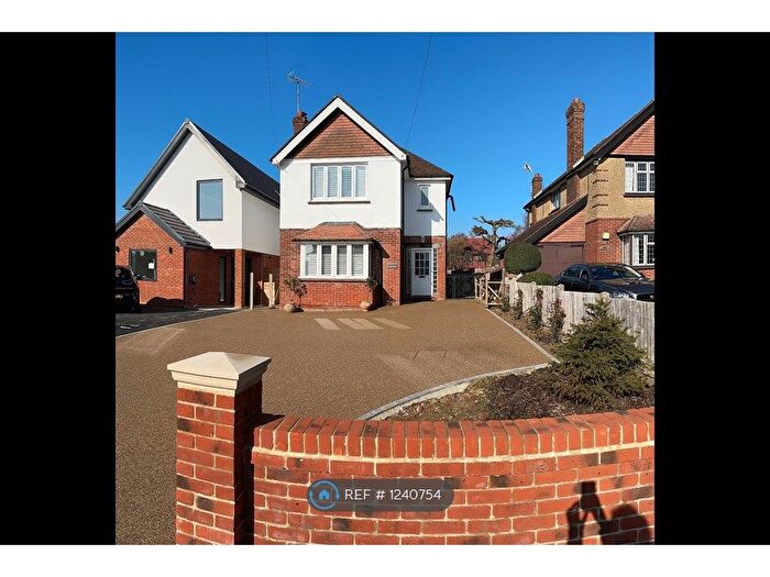 4 Bedroom Detached House To Rent In Weavering St, Maidstone, ME14