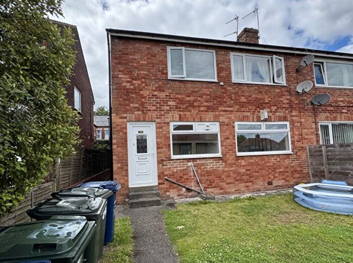 3 Bedroom Flat To Rent In Gillies Street, Newcastle Upon Tyne, NE6