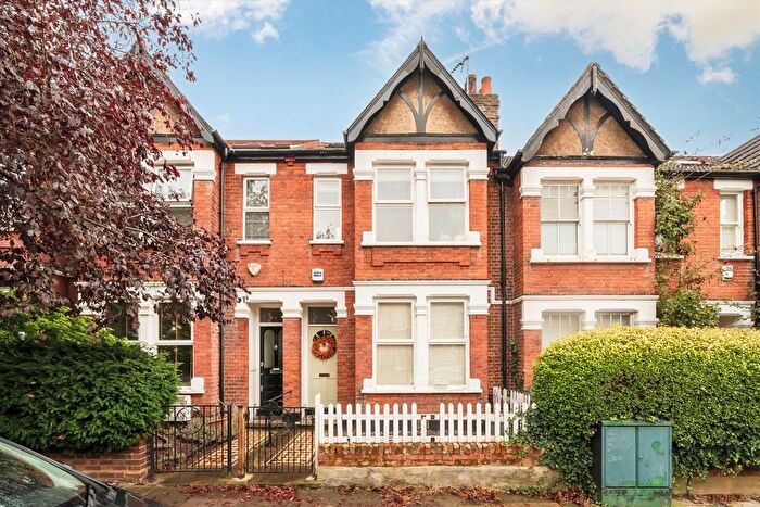 4 Bedroom Property For Sale In Devonshire Road, Northfields, W5