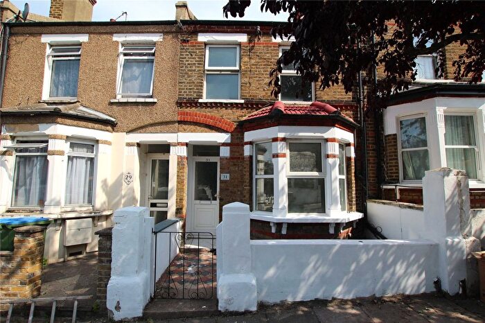 4 Bedroom Terraced House For Sale In Ingledew Road, Plumstead, SE18