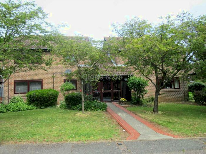 2 Bedroom Apartment To Rent In Monarch Road, Eaton Socon, PE19