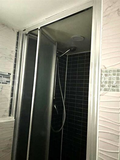 1 Bedroom Flat For Sale In Andersons Road, Southampton, SO14