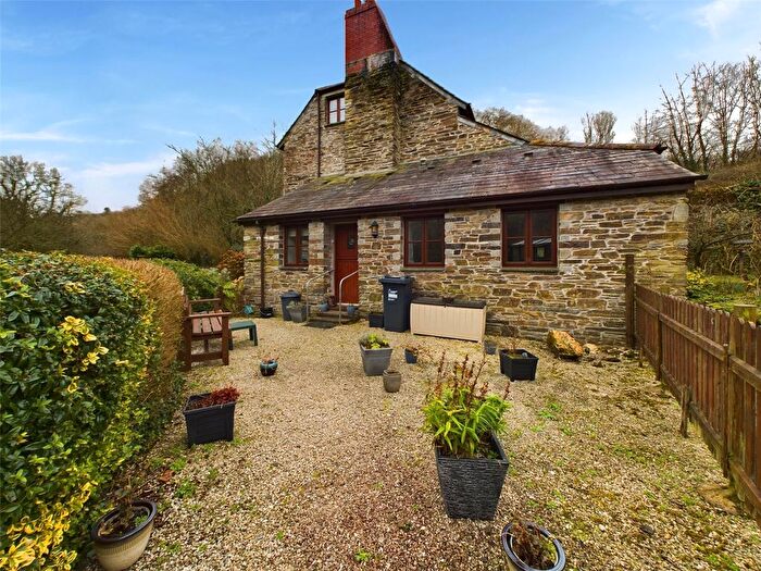 1 Bedroom Garage / Parking To Rent In Sladesbridge, Wadebridge, PL27