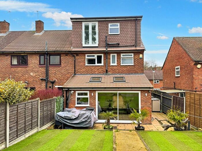 3 Bedroom End Of Terrace House For Sale In Amherst Drive, Orpington, BR5