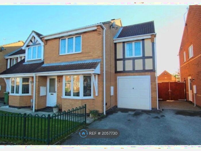 3 Bedroom Semi-Detached House To Rent In Wise Close, Beverley, HU17