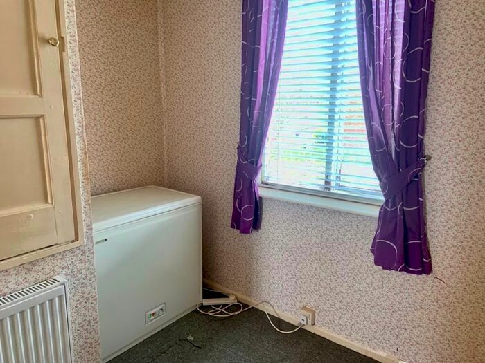 3 Bedroom Semi Detached House For Sale In Hailsham Avenue, Forest Hall