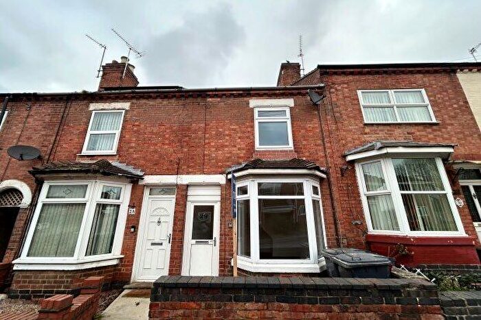 2 Bedroom Property To Rent In Heath Road, Burton-On-Trent, DE15