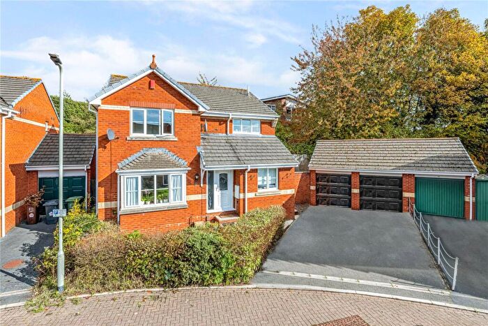 4 Bedroom Detached House For Sale In Well Oak Park, Exeter, Devon, EX2