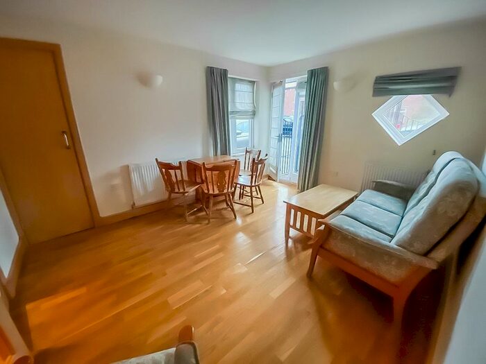 2 Bedroom Flat To Rent In Hotspur Street, Tynemouth, North Shields, NE30