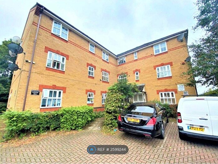 1 Bedroom Flat To Rent In Yeoman Close, London, E6