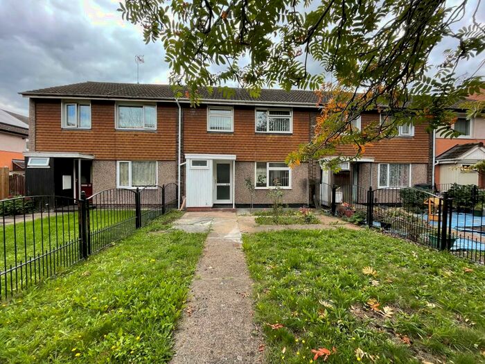 3 Bedroom House To Rent In Aster Road, NG3