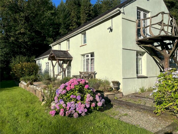 4 Bedroom Barn Conversion For Sale In Llanllawddog, Llanllawddog, Carmarthenshire, SA32