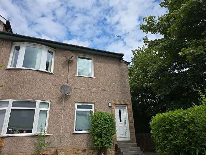 3 Bedroom Flat To Rent In Thurston Road, Cardonald, Glasgow, G52