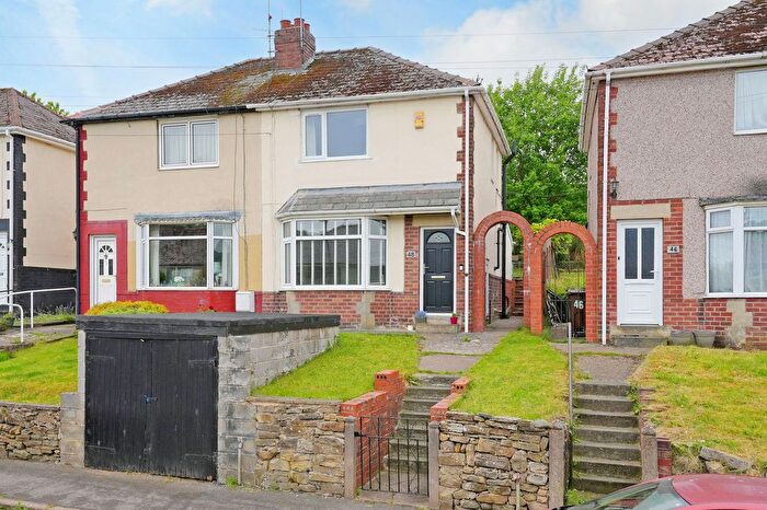 2 Bedroom Semi-Detached House For Sale In Smithy Moor Avenue, Stocksbridge, S36