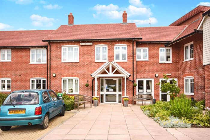 1 Bedroom Apartment For Sale In Chinnerys Court, Panfield Lane, Braintree, CM7