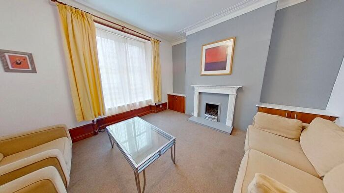 1 Bedroom Flat To Rent In Union Grove, City Centre, Aberdeen, AB10