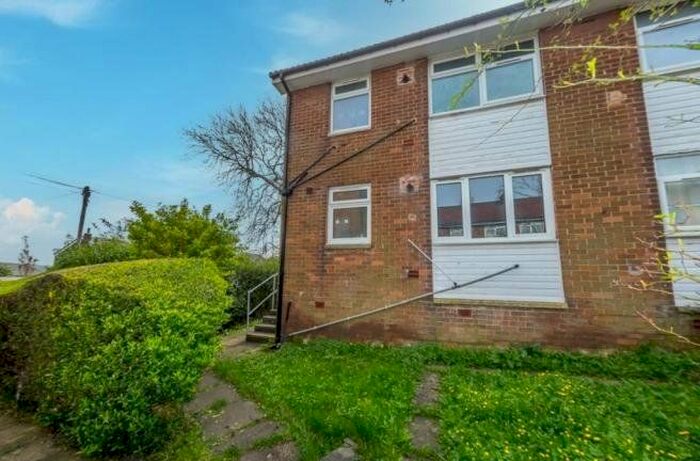 1 Bedroom Flat To Rent In William Street, Churwell, Morley, Leeds, LS27