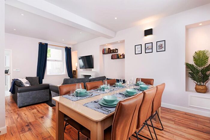 3 Bedroom Terraced House For Sale In High Street, Glynneath, Neath, SA11