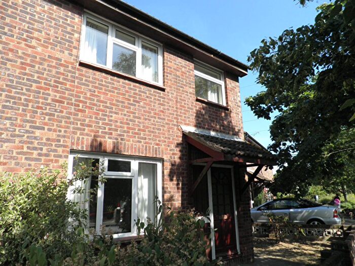 3 Bedroom Property To Rent In Lakemead, Singleton, Ashford, TN23