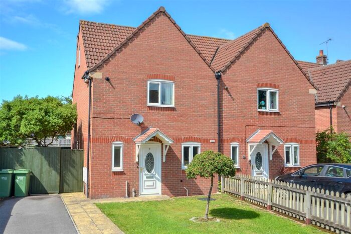 3 Bedroom Semi-Detached House To Rent In Old Barn Court, Cam, Dursley, GL11
