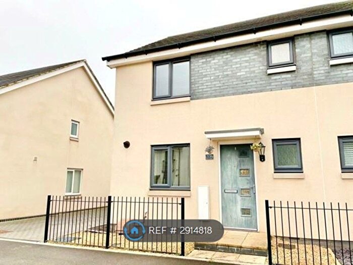 3 Bedroom Semi-Detached House To Rent In Wood St, Bristol, BS34