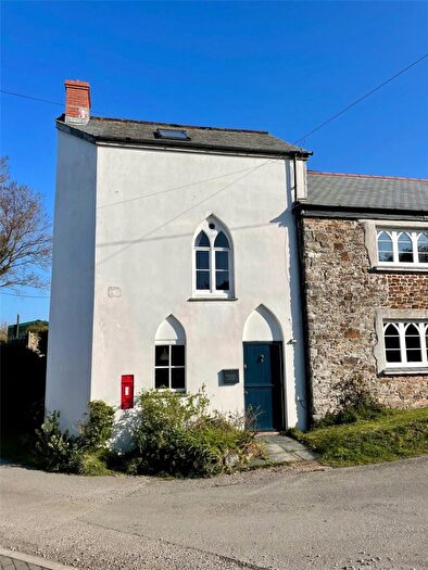 2 Bedroom Semi-Detached House To Rent In Bideford, Devon, EX39