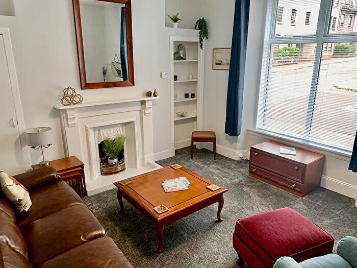 1 Bedroom Flat To Rent In Wallfield Place, Ground Floor Right, AB25