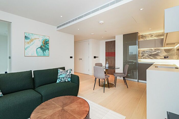 1 Bedroom Flat To Rent In White City Living, Reflection Apartments, Cascade Way, White City, W12