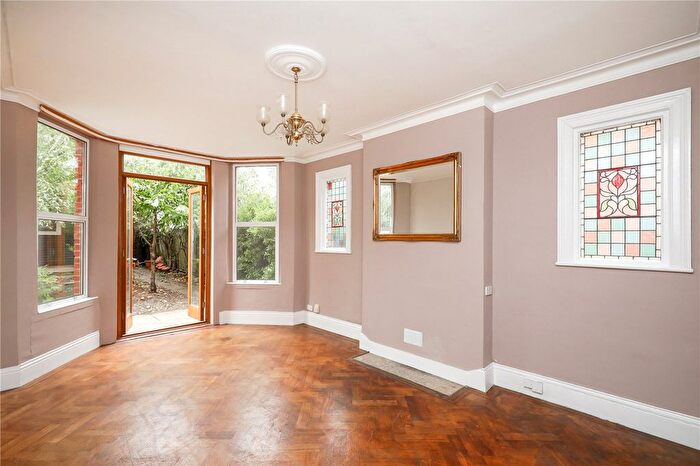 6 Bedroom Semi-Detached House For Sale In Chatsworth Gardens, London, W3