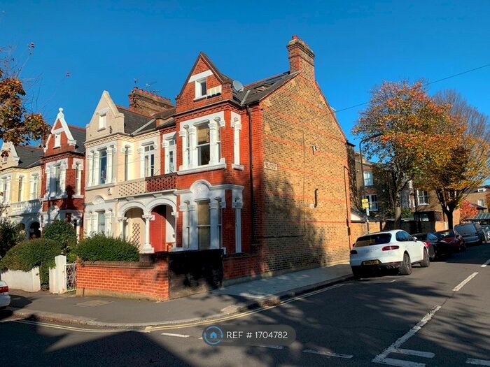 2 Bedroom Flat To Rent In London, London, SW4