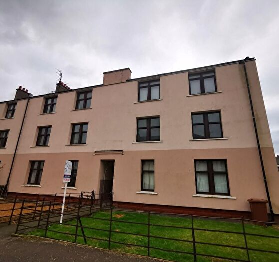 2 Bedroom Flat To Rent In Hepburn Street, Coldside, Dundee, DD3