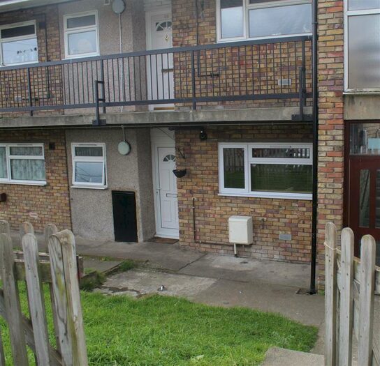 1 Bedroom Apartment To Rent In Bevis Close, Dartford, Kent, DA2